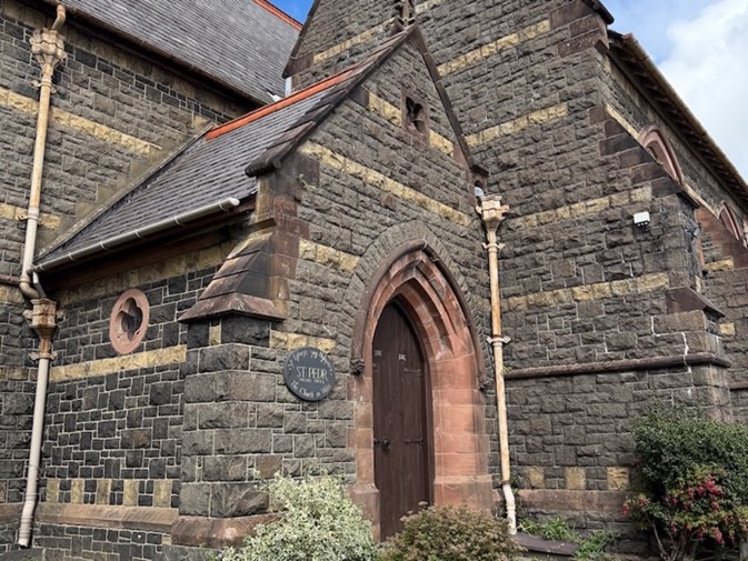 Sant Pedr, Pwllheli